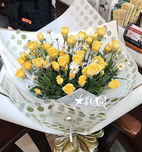 純潔友誼 黃玫瑰花束 畢業花束 埔里大觀園花店