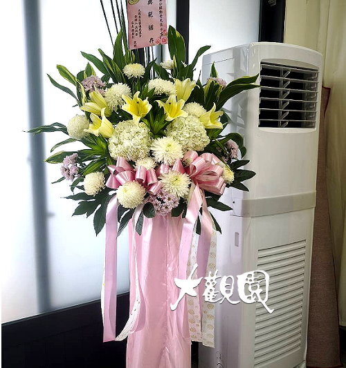 高架藝術花籃 追思花禮 告別式花禮
