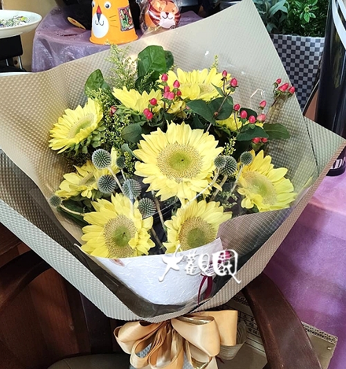 父親節花禮 向日癸花束