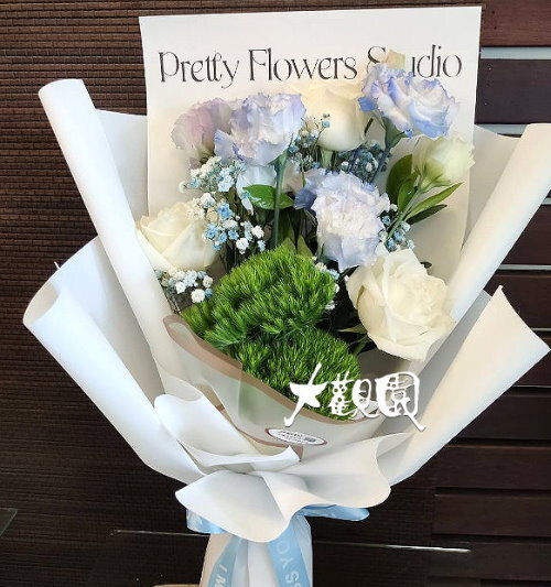 簡單玫瑰桔梗花束 小品花束  南投埔里大觀園