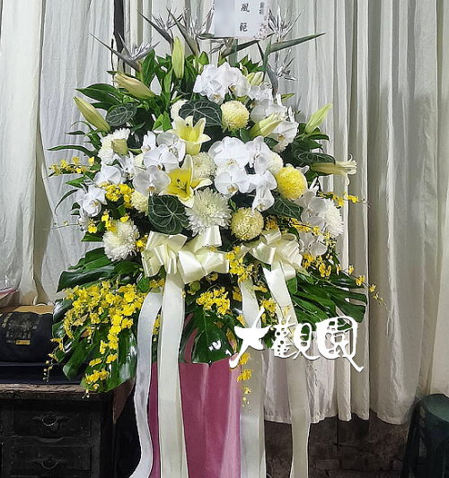 高架藝術花籃 追思花禮 告別式花禮